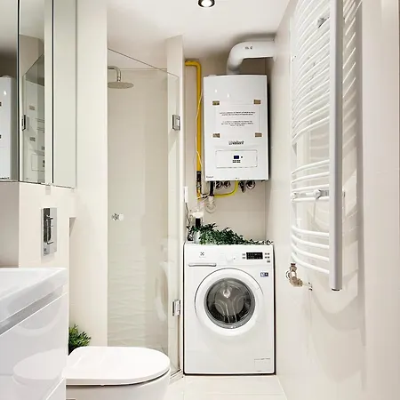 Modern With Air Conditioning, Vistula Boulevards, Cracow Heart