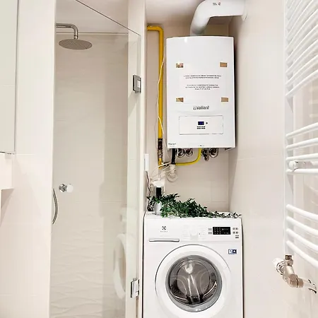 Modern With Air Conditioning, Vistula Boulevards, Cracow Heart דירה